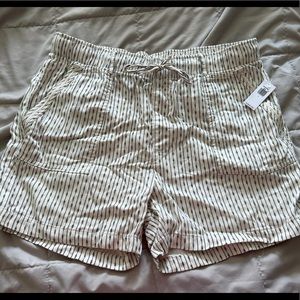 NWT Old Navy Cotton shorts size L